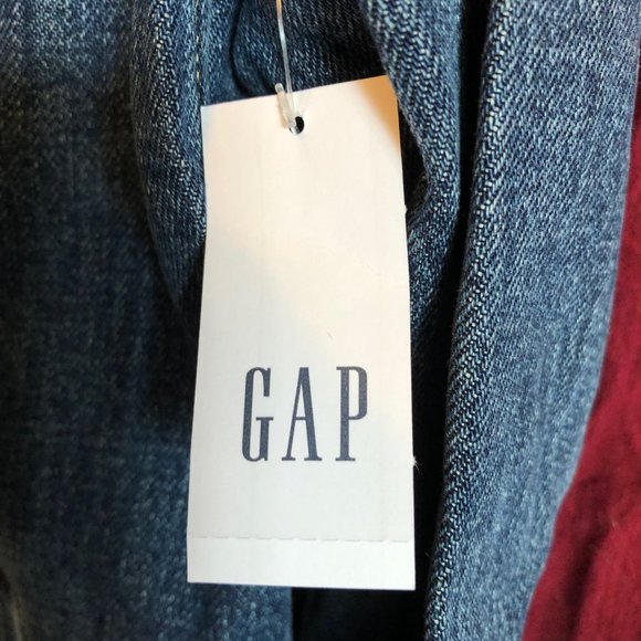GAP WOMAN' S CLASSIC DENIM JEAN JACKET SIZE SMALL NEW WITH TAGS - Picture 5 of 15